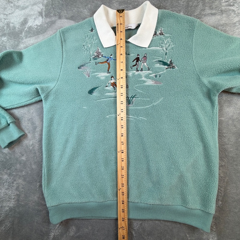 Vintage Collared Embroidered Sweatshirt Winter Ice Skating TanJay Womens Medium - Picture 7 of 7